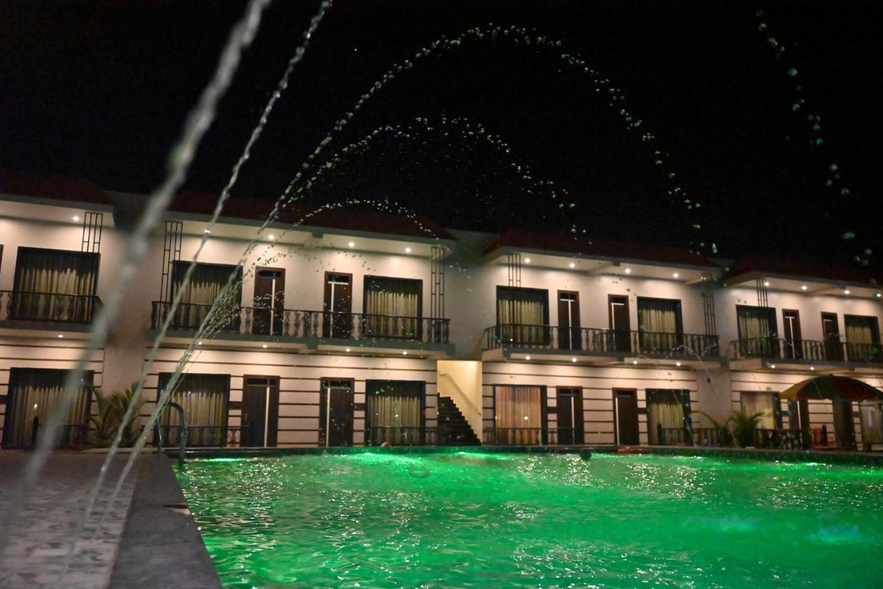 Moon Star Beach Resort Мандармони Екстериор снимка