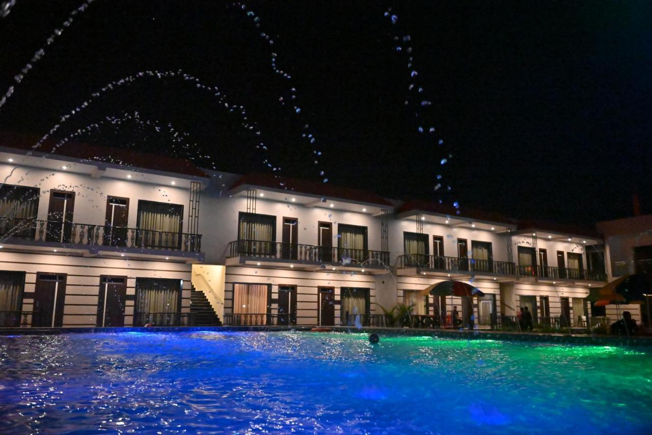 Moon Star Beach Resort Мандармони Екстериор снимка