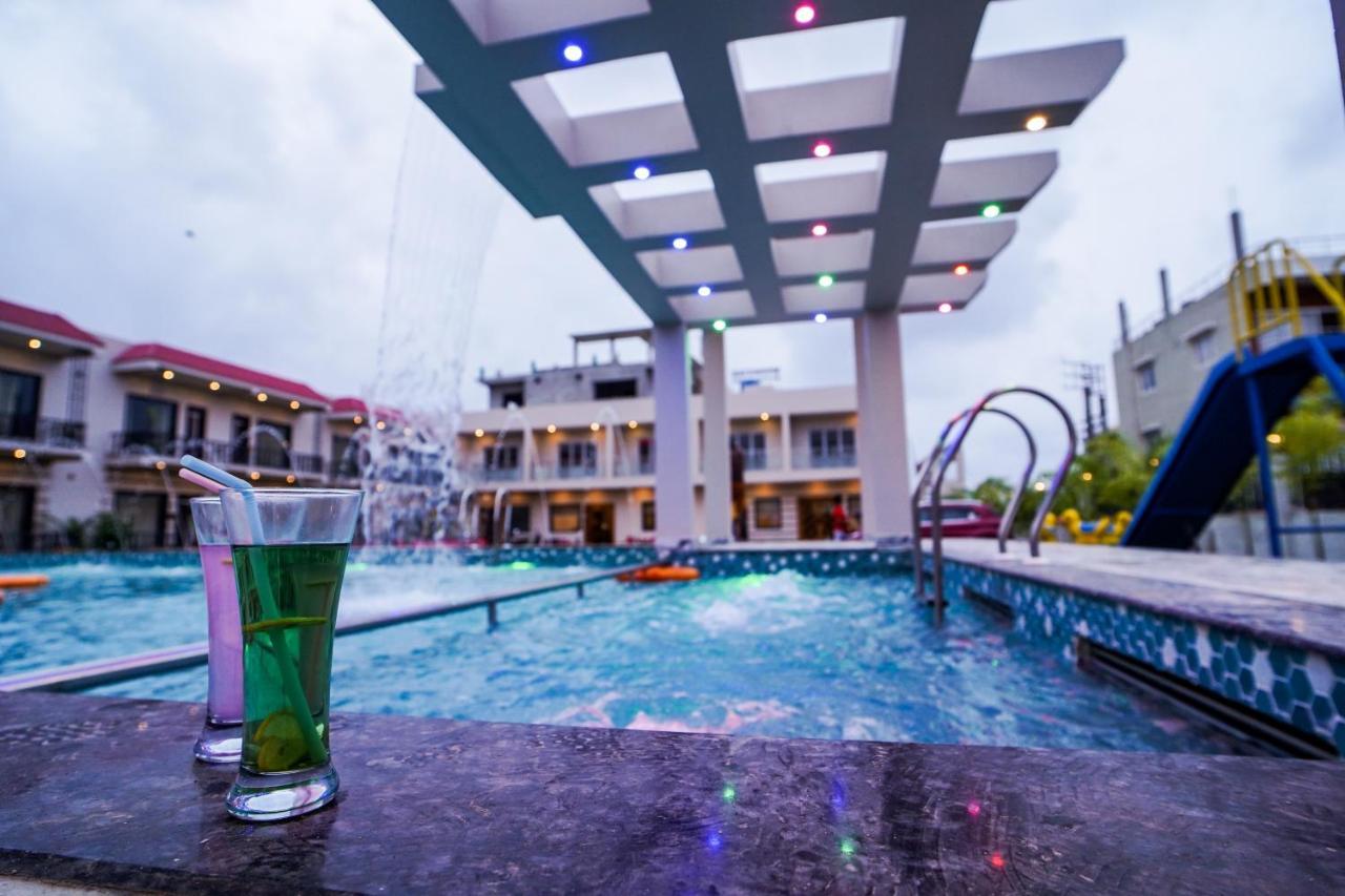 Moon Star Beach Resort Мандармони Екстериор снимка